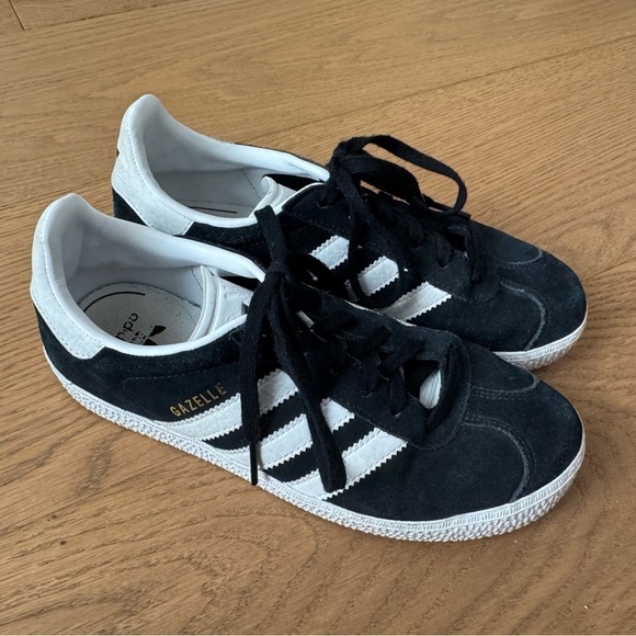 Adidas Originals Juniors Gazelle - Black Suede/White Leather/Gold - Size 3 - EUC - Picture 7 of 13